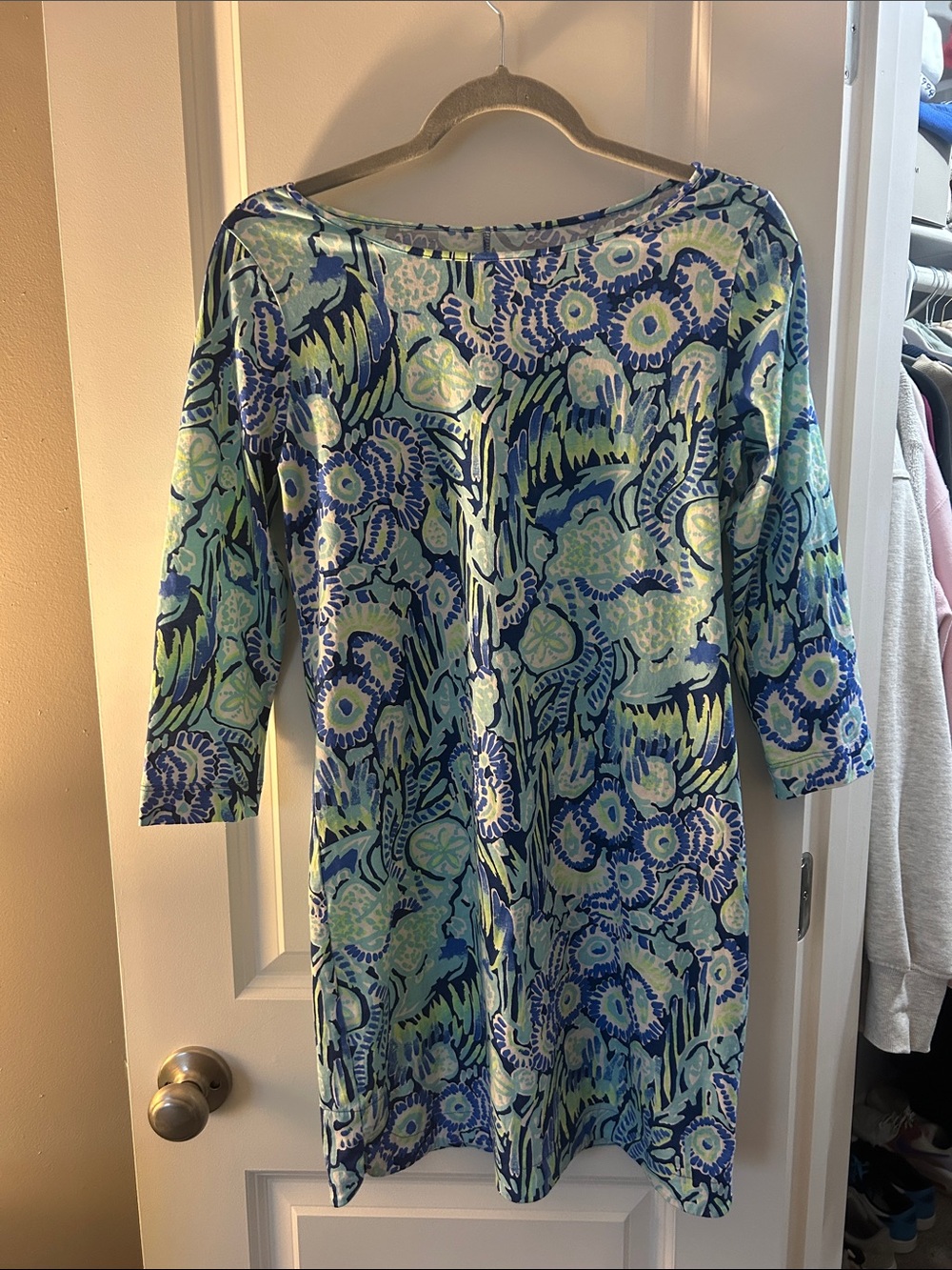 Vibrant Lilly Pulitzer Blue Green Floral Shift Dress